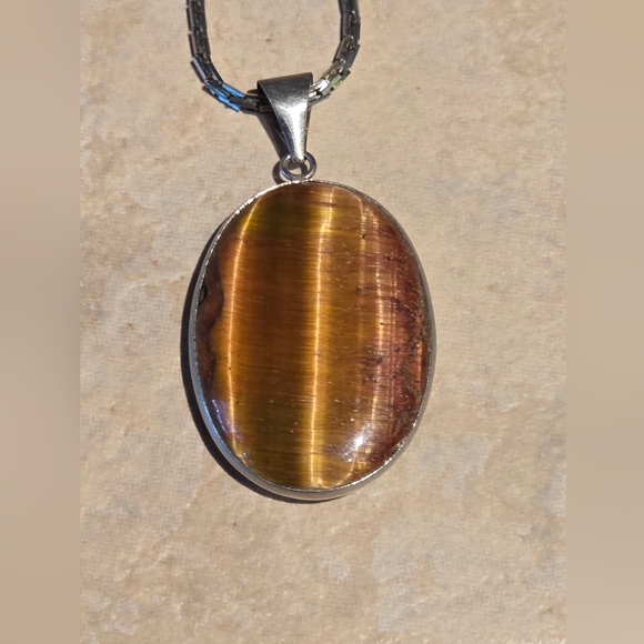 Vintage Sterling Silver necklace,oval shapped tiger's eye gemstone - Picture 2 of 9